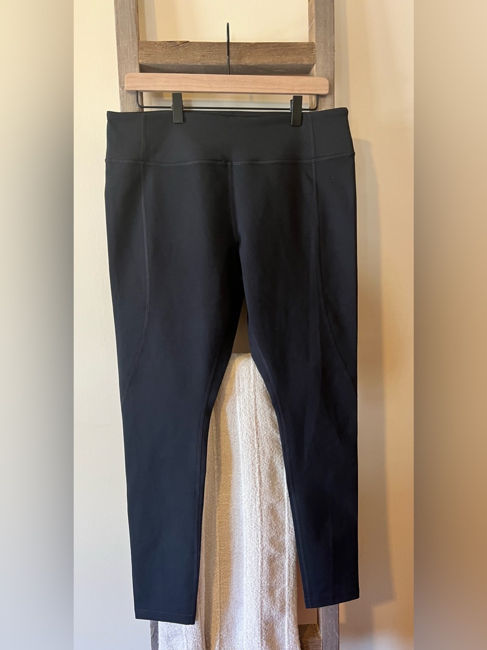 Core 10 Black Active Leggings like new size XL
